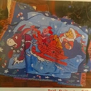 Vintage Beacon Disney Pooh holiday throw, New in orig pkg.